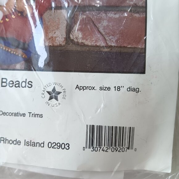 Lot of 2 Hobby Kraft Storybook Felt Stocking Kits 18" Diagonal Length - Picture 6 of 12